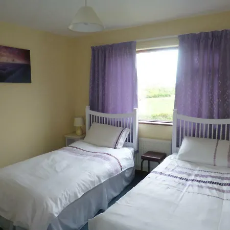 Lakeview House * Ballinamore