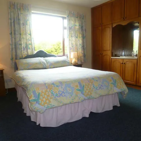 Lakeview House Ballinamore